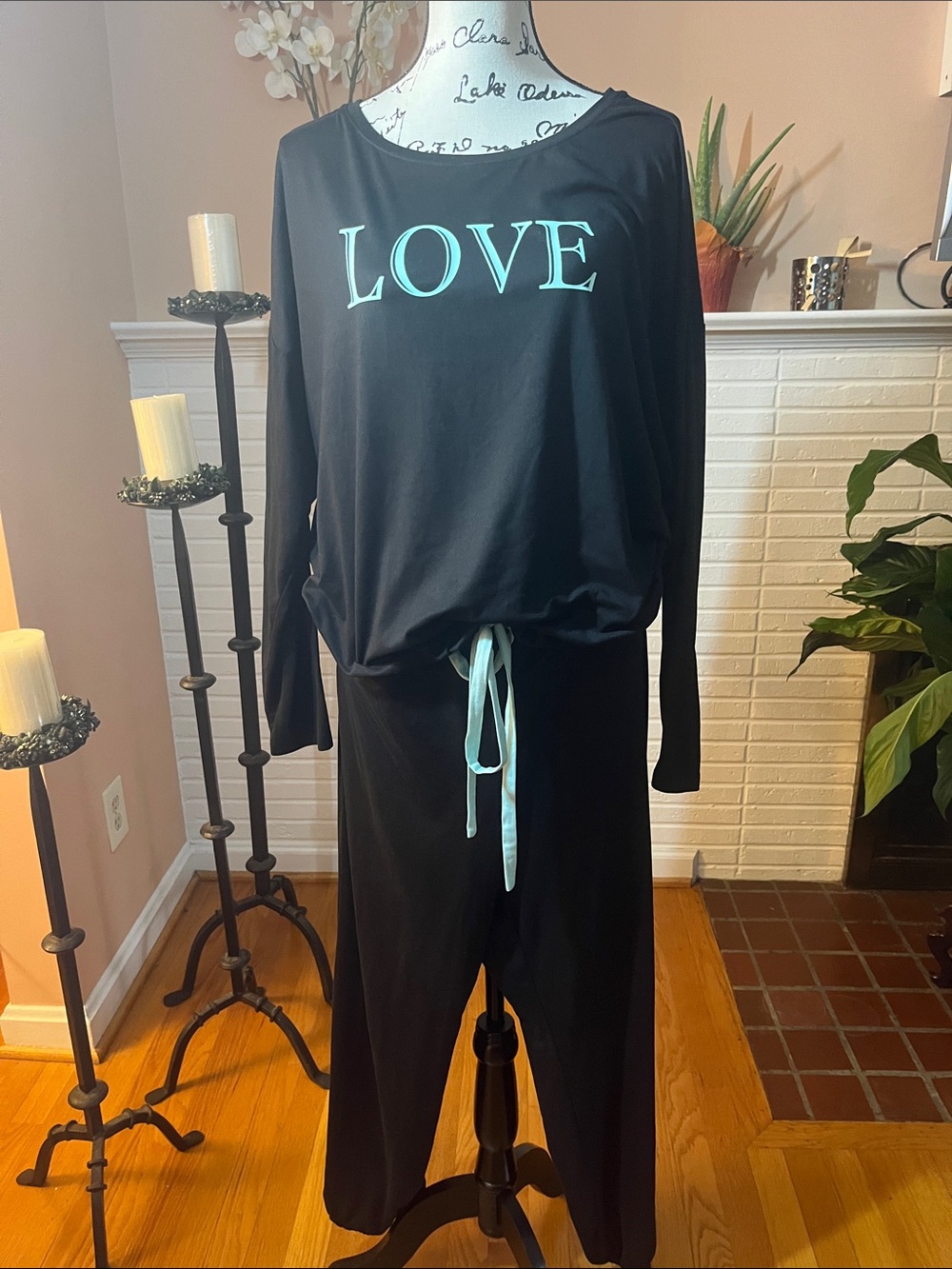 LOVE Black Lounge Set with Teal Accents